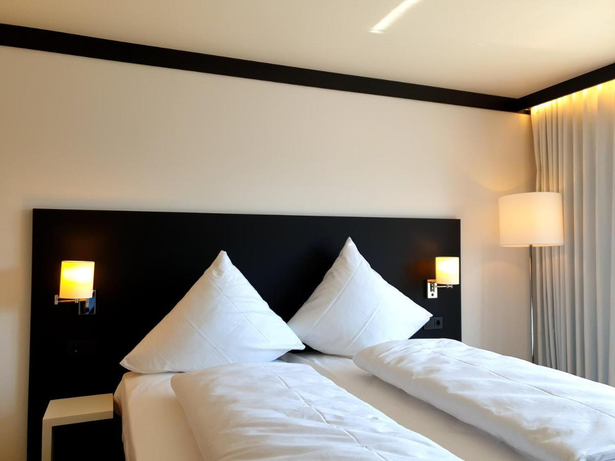Men Hotel By Wmm Hotels Mengen Luaran gambar