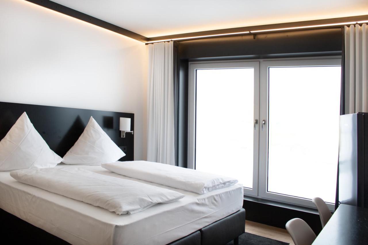 Men Hotel By Wmm Hotels Mengen Luaran gambar